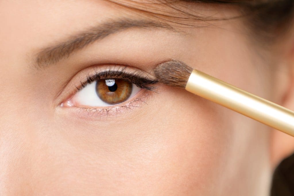 eyeliner en oogschaduw  voor hazelnootkleurige ogen