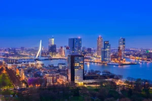Verbogen stadsjuwelen: unieke plekken in bekende steden